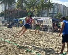 Imagem ilustrativa da imagem Handebol capixaba na areia carioca