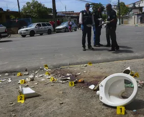 Imagem ilustrativa da imagem Justiça nega habeas corpus a torcedores condenados por arremesso de vaso sanitário