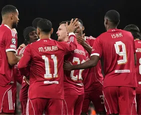 Imagem ilustrativa da imagem Liverpool marca nos acréscimos e ganha no sufoco do Atlético de Madrid