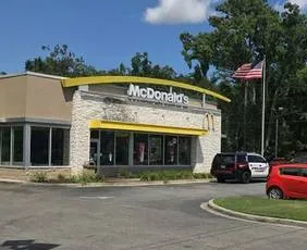 Imagem ilustrativa da imagem McDonald’s terá nova unidade na Serra e abre 85 vagas de emprego