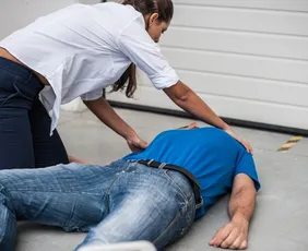 Imagem ilustrativa da imagem Médicos dizem quando se preocupar com o desmaio