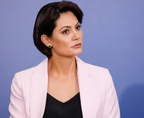 Imagem ilustrativa da imagem Michelle diz que 'Deus mesmo é o juiz', após prisão domiciliar de Bolsonaro