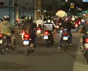 Imagem ilustrativa da imagem Motociclistas protestam por morte de motoboy na Segunda Ponte