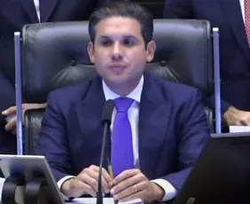 Imagem ilustrativa da imagem Motta faz ofensiva após motim e determina aceleração da indicação de emendas