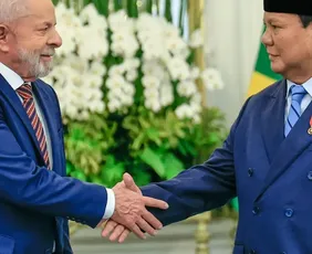 Imagem ilustrativa da imagem Na Indonésia, Lula confirma que vai disputar eleição de 2026