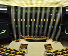Imagem ilustrativa da imagem PEC da Blindagem: saiba como votaram os deputados do ES