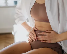 Imagem ilustrativa da imagem Pesquisadores buscam voluntárias para tratamento contra cólica menstrual