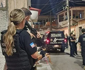 Imagem ilustrativa da imagem Polícia Civil publica edital para concurso com 1.052 vagas e salário de R$8,5 mil