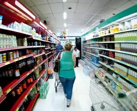 Imagem ilustrativa da imagem Preço da cesta básica cai em 15 das 27 capitais em julho