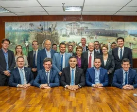 Imagem ilustrativa da imagem Prefeito da Serra se reúne com o vice-presidente da República