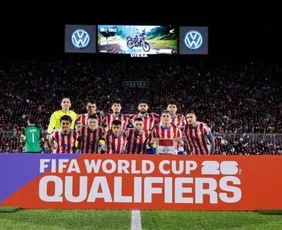 Imagem ilustrativa da imagem Presidente do Paraguai decreta feriado nacional após classificação do país à Copa