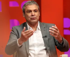 Imagem ilustrativa da imagem Prisão domiciliar de Bolsonaro é freio necessário até julgamento, diz líder do PT