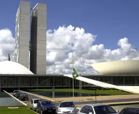 Imagem ilustrativa da imagem Projeto contra adultização tem apoio de senadores para acelerar votação na quarta