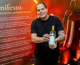 Imagem ilustrativa da imagem Projeto do Sebrae estimula cultivo de uvas para produção de vinhos finos no ES