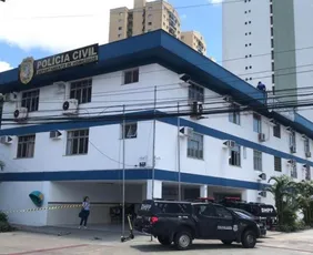 Imagem ilustrativa da imagem Suspeito de matar colega de trabalho a facadas é preso em boate de Vila Velha