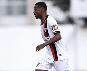 Imagem ilustrativa da imagem Vitória acerta com o atacante Vinícius para a próxima temporada