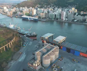 Imagem ilustrativa da imagem Vitória pode receber o dobro de supernavios