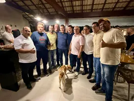 Imagem ilustrativa da imagem Marcelo, Ricardo e Euclério formam bloco