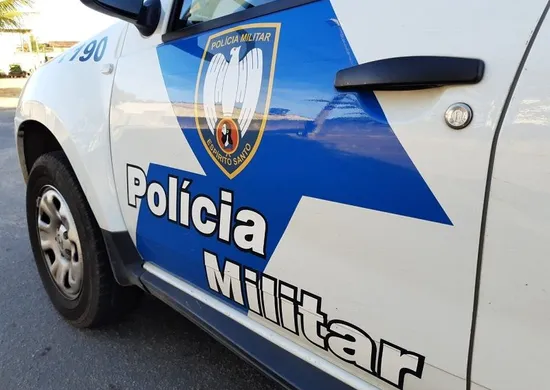 Imagem ilustrativa da imagem Mulher é presa por desacato e injúria racial contra aluno da PM