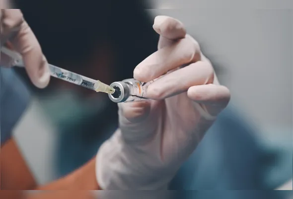 Vacina terapêutica contra o melanoma reduz em até 49% o risco de recorrência ou morte pela doença