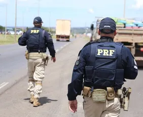 Imagem ilustrativa da imagem Acidentes em rodovias federais matam 111 pessoas no feriadão de Natal