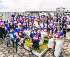 Imagem ilustrativa da imagem Ampla celebra 21 anos no ES com "Menos do Mesmo"