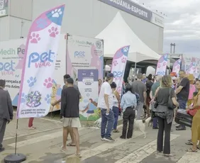 Imagem ilustrativa da imagem Anchieta recebe a carreta do Pet Vida com castração gratuita para cães e gatos