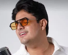 Imagem ilustrativa da imagem Após esposa denunciar agressões, cantor João Lima tem prisão preventiva decretada