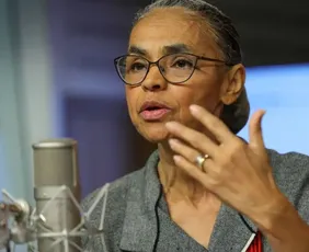 Imagem ilustrativa da imagem Após vetos caírem, governo e ONGs avaliam ir à Justiça por licenciamento ambiental