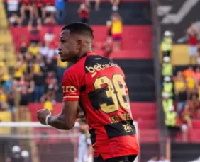 Imagem ilustrativa da imagem Atlético-MG leva susto, aciona titulares e vira o jogo em cima do Sport na Ilha