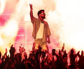 Imagem ilustrativa da imagem Baile do Dennis neste sábado com funk e superprodução