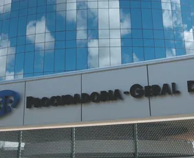 Imagem ilustrativa da imagem Banco Master: Risco para aposentadoria de servidores País afora