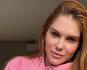 Imagem ilustrativa da imagem Bárbara Evans se emociona ao relatar pânico em voo durante ventania em São Paulo