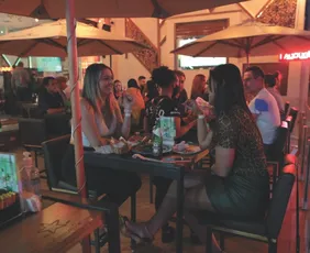 Imagem ilustrativa da imagem Bares e hotéis do Espírito Santo vão faturar mais em meio aos feriadões