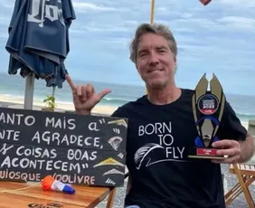 Imagem ilustrativa da imagem Bicampeão de asa-delta morre ao cair de parapente no Rio