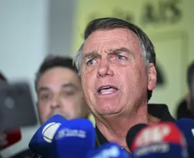 Imagem ilustrativa da imagem Bolsonaro terá direito à 'saidinha' no Natal? O que diz a lei atualizada