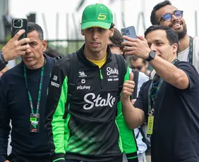 Imagem ilustrativa da imagem Bortoleto é 5º em primeiro treino com um F1 em Interlagos e Norris lidera