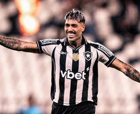 Imagem ilustrativa da imagem Botafogo acerta renovação de Barboza e propõe acordo com Alex Telles