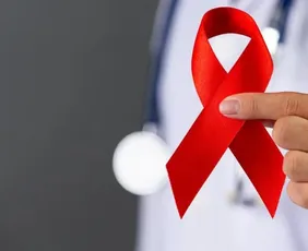 Imagem ilustrativa da imagem Brasil elimina transmissão do HIV da mãe para o bebê, diz ministério