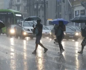 Imagem ilustrativa da imagem Brasil tem alerta de tempestades para nove estados; veja a previsão