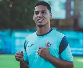 Imagem ilustrativa da imagem Caio Ferraz retorna para a terceira temporada pelo Vitória