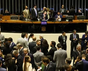 Imagem ilustrativa da imagem Câmara adia para o ano que vem votações da PEC da Segurança e do PL Antifacção