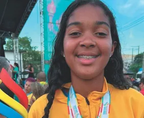 Imagem ilustrativa da imagem Capixaba Ana Elizia é tricampeã continental de atletismo adaptado