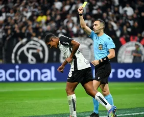 Imagem ilustrativa da imagem Capixaba Davi Lacerda entre os árbitros de elite da CBF