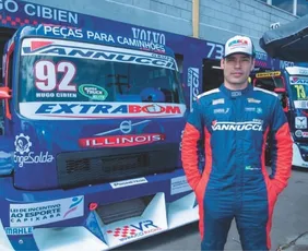 Imagem ilustrativa da imagem Capixaba Hugo Cibien disputa etapa final da Copa Truck