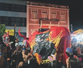 Imagem ilustrativa da imagem Carnaval 2026: Boi Pintadinho, bonecos gigantes e shows no interior do ES