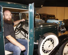 Imagem ilustrativa da imagem Carros antigos chegam a valer R$2 milhões