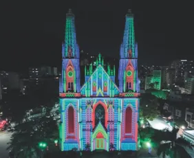 Imagem ilustrativa da imagem Catedral de Vitória vai ter projeções de Natal a partir do dia 12
