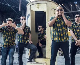 Imagem ilustrativa da imagem Com Sheep Parafina, Delírio Tropical segue programação neste sábado em Itapuã