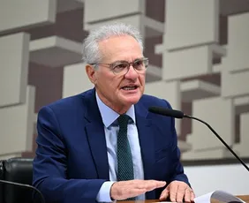 Imagem ilustrativa da imagem Comissão do Senado aprova isenção do IR para quem ganha até RS 5 mil